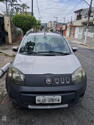 FIAT UNO 1.0 WAY 8V FLEX 4P MANUAL FIAT UNO 1.0 WAY 8V FLEX 4P MANUAL